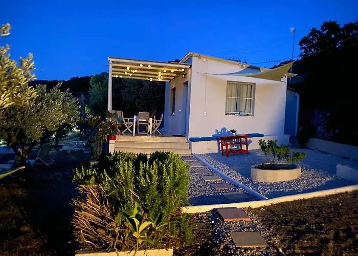 Olive Hill Private House